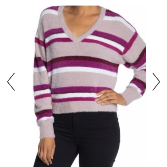 Splendid Woman’s Fuzzy Stripe Long Sleeve Cropped Sweater Size S - Picture 2 of 7
